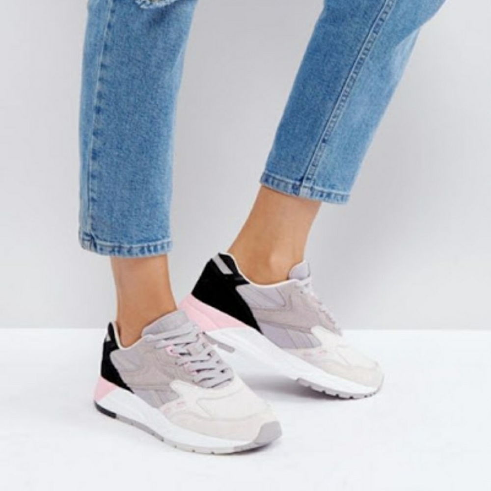 Reebok Bolton X (NWOT)